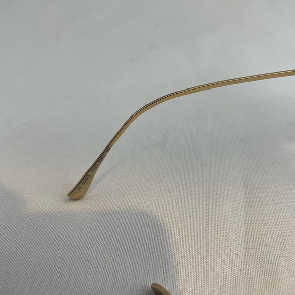 FENDI SUNGLASSES! - Picture 9 of 12